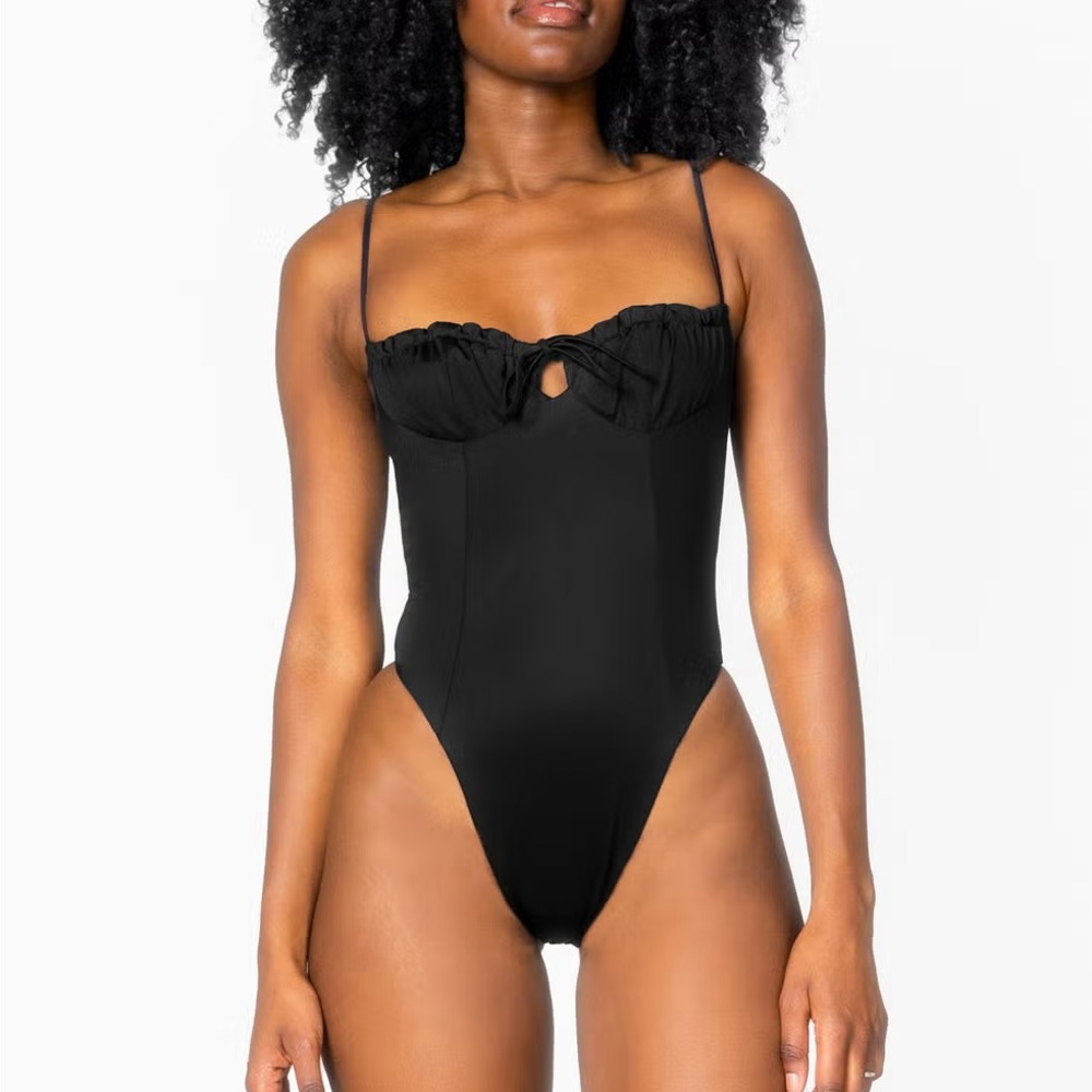 437 bikini